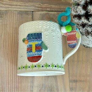 Anthropologie Initial T Large Mitten Mug - 🆕 ⛄️